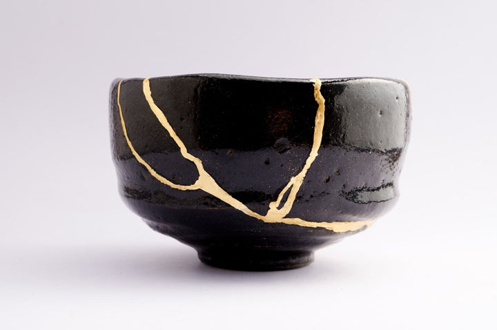 Kintsukuroi: Transforming Imperfections into Golden Artistry